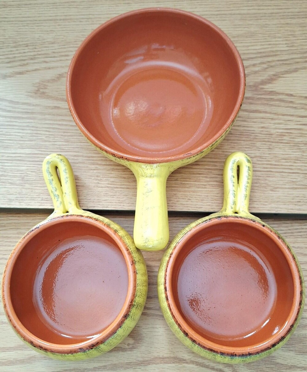 De Silva VTG Yellow Glazed Terracotta Handled Bowls - Made in Italy - 3 Set